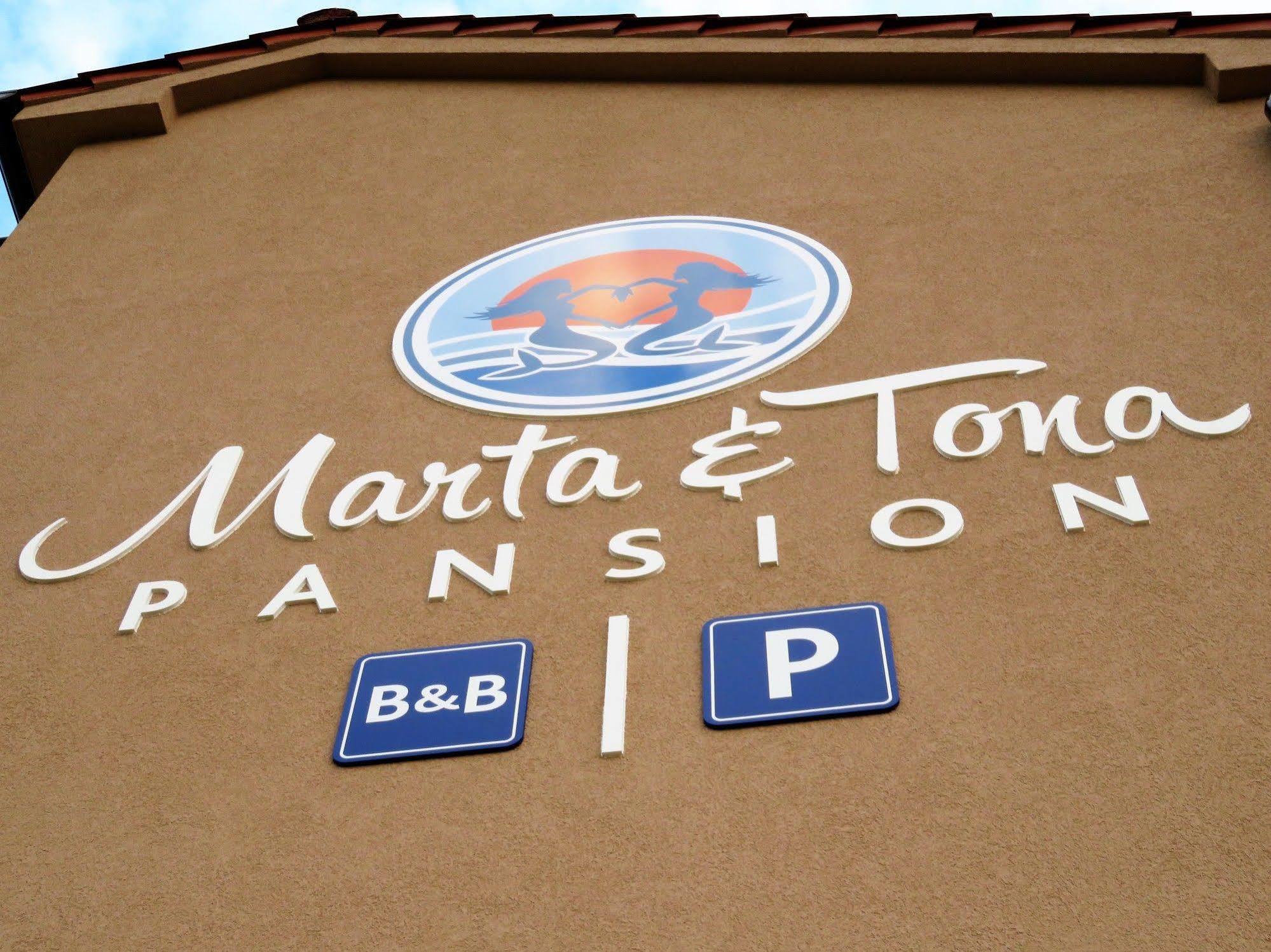 Bed & Breakfast Marta & Tona คุสติชี ภายนอก รูปภาพ