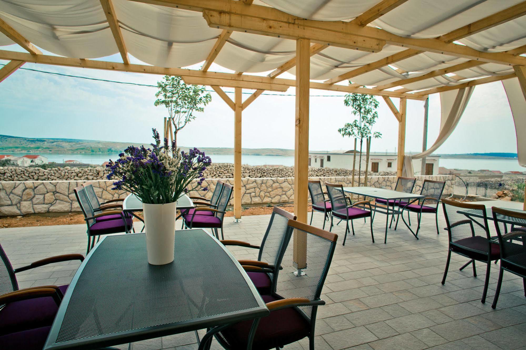 Bed & Breakfast Marta & Tona คุสติชี ภายนอก รูปภาพ